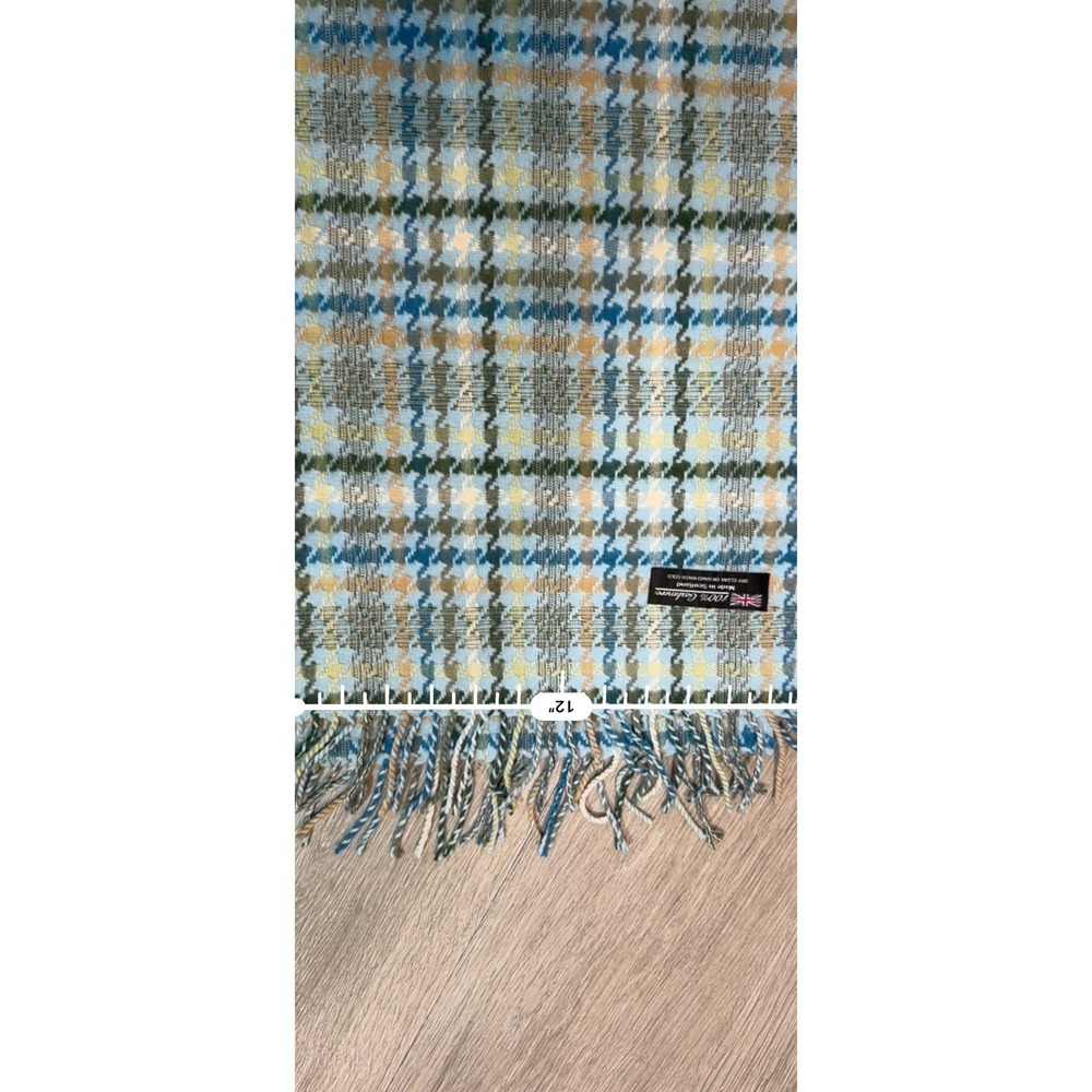 100% Cashmere Scarf Made in Scotland Blue Plaid Houndstooth Fringe Soft - Picture 7 of 7